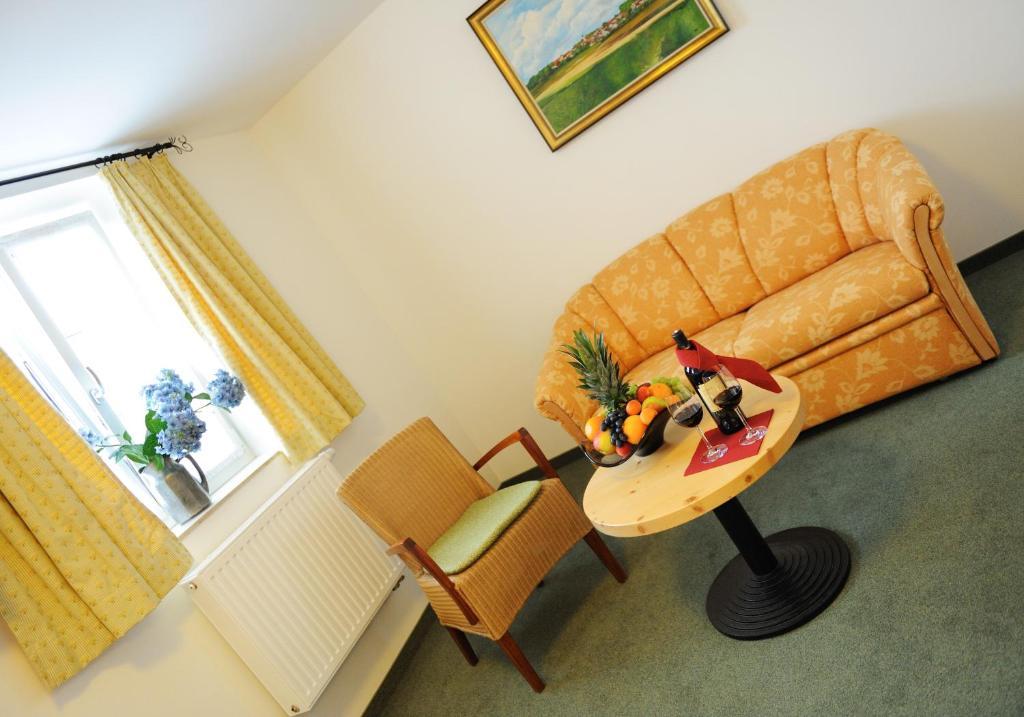 Hotel Eberl Hattenhofen  Pokoj fotografie